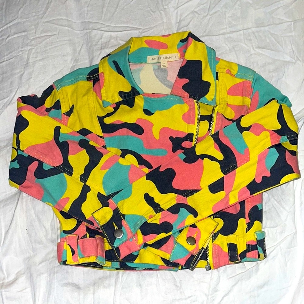 Cropped colorful camo jacket